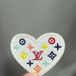 Small patches-32
